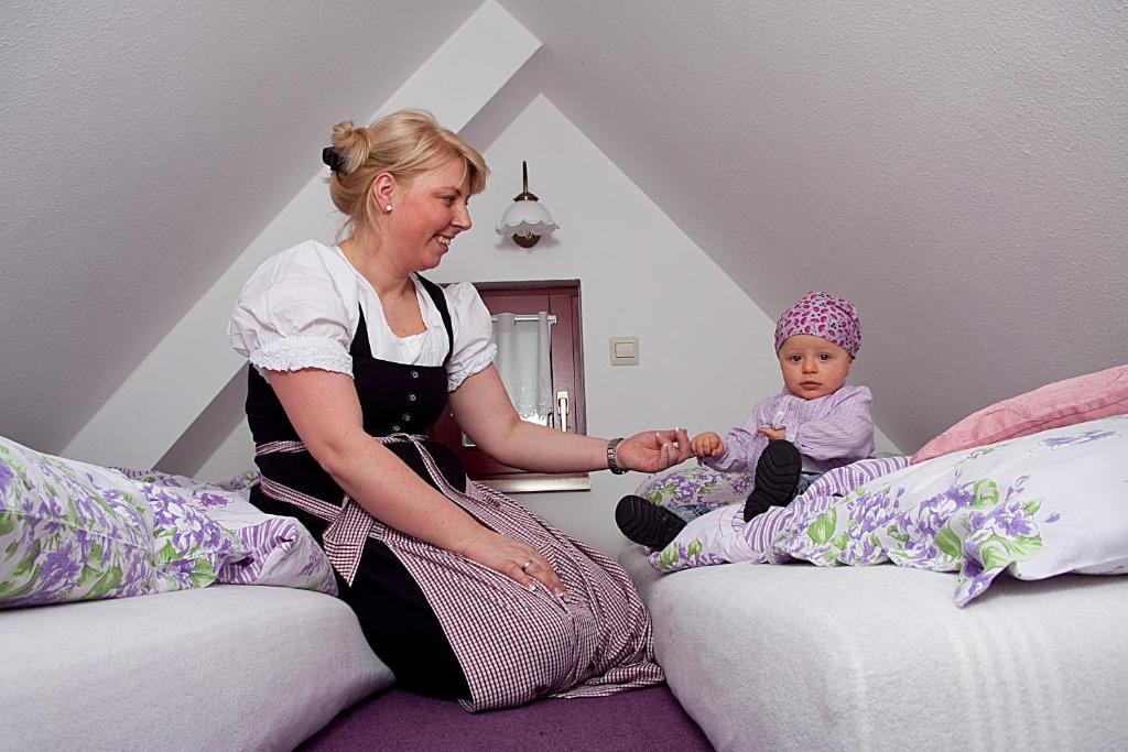 Fruehstuecks Pension Zum Postillion Klingenthal Rum bild