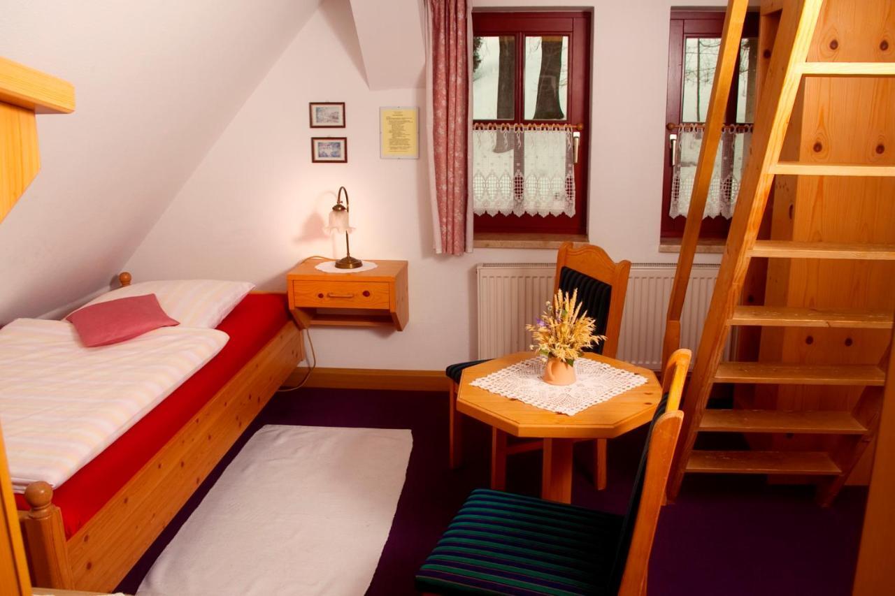 Fruehstuecks Pension Zum Postillion Klingenthal Rum bild
